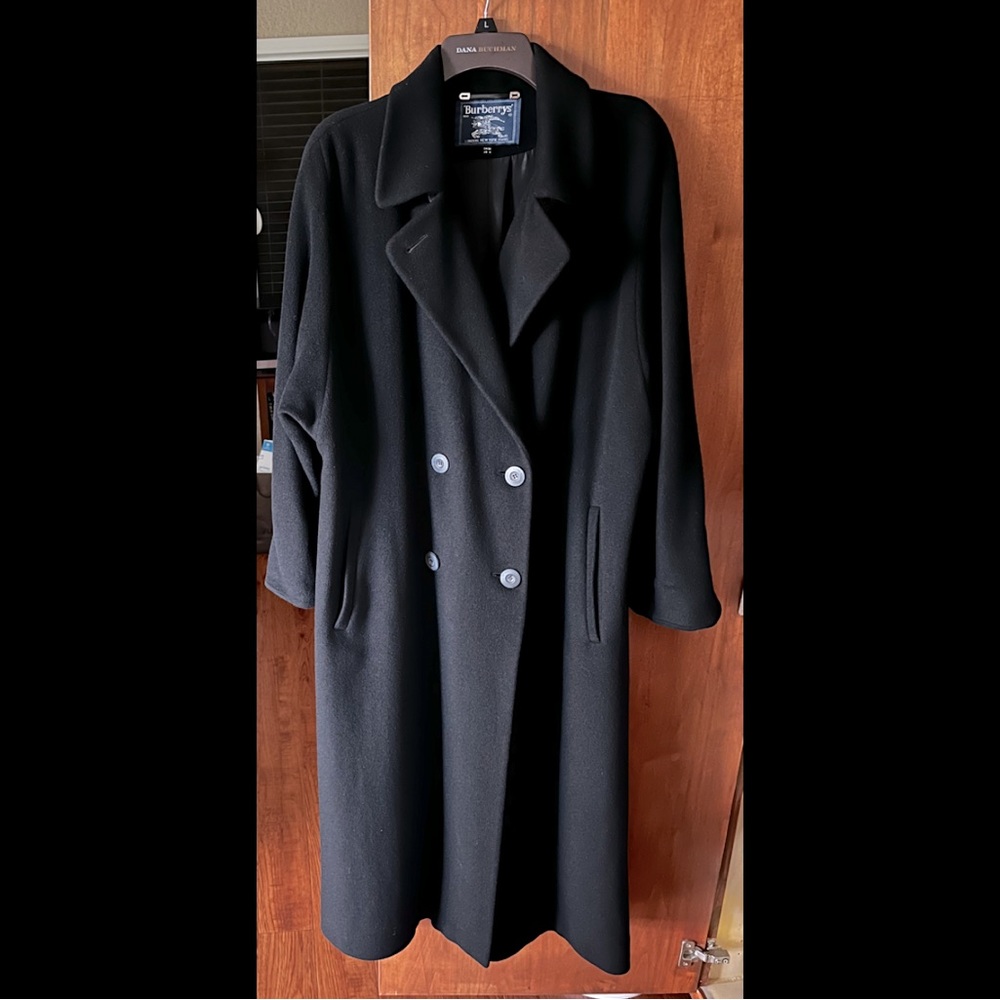 Ladies’ Burberry Cashmere Coat - Stunning! - Picture 2 of 6